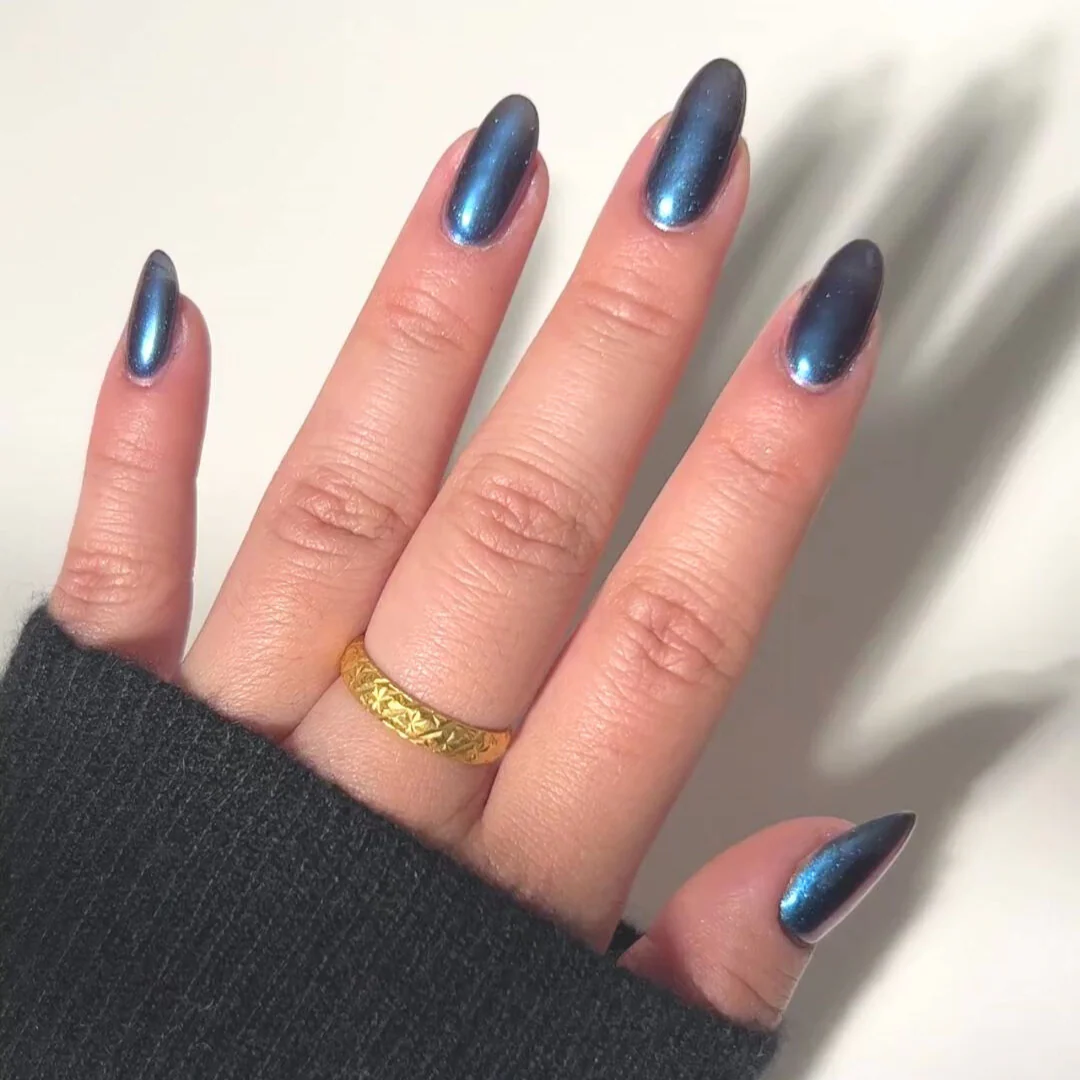 Lagoon - Shade Shift Metallic Nail Powder - Image 4