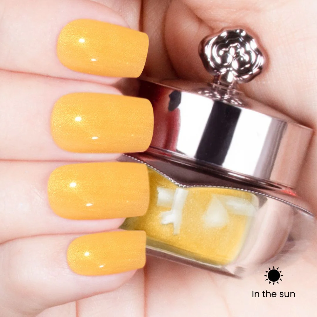 Mousse - Classic Color Changing Nail Powder - Image 4