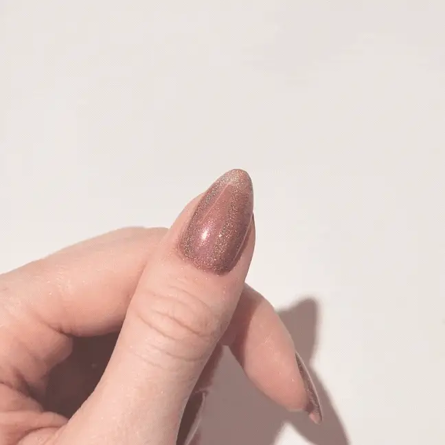 Pink Shatter - Holographic Nail Powder - Image 4