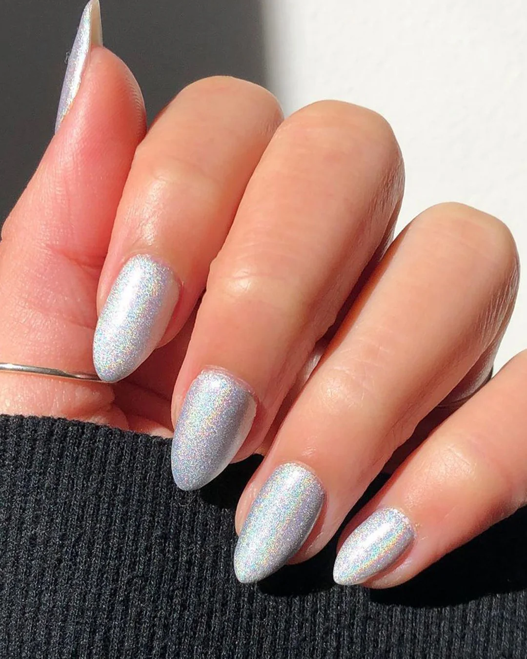 Sterling - Holographic Nail Powder - Image 3